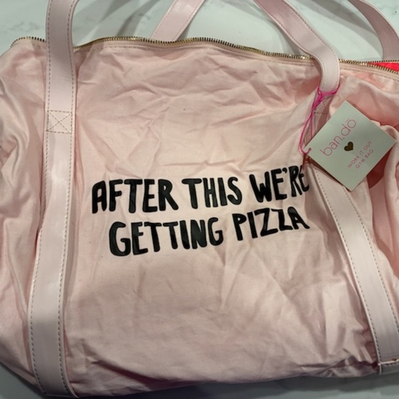 “After This We’re Getting Pizza” Duffle Bag – NWT, Fun & Quirky - Picture 4 of 4